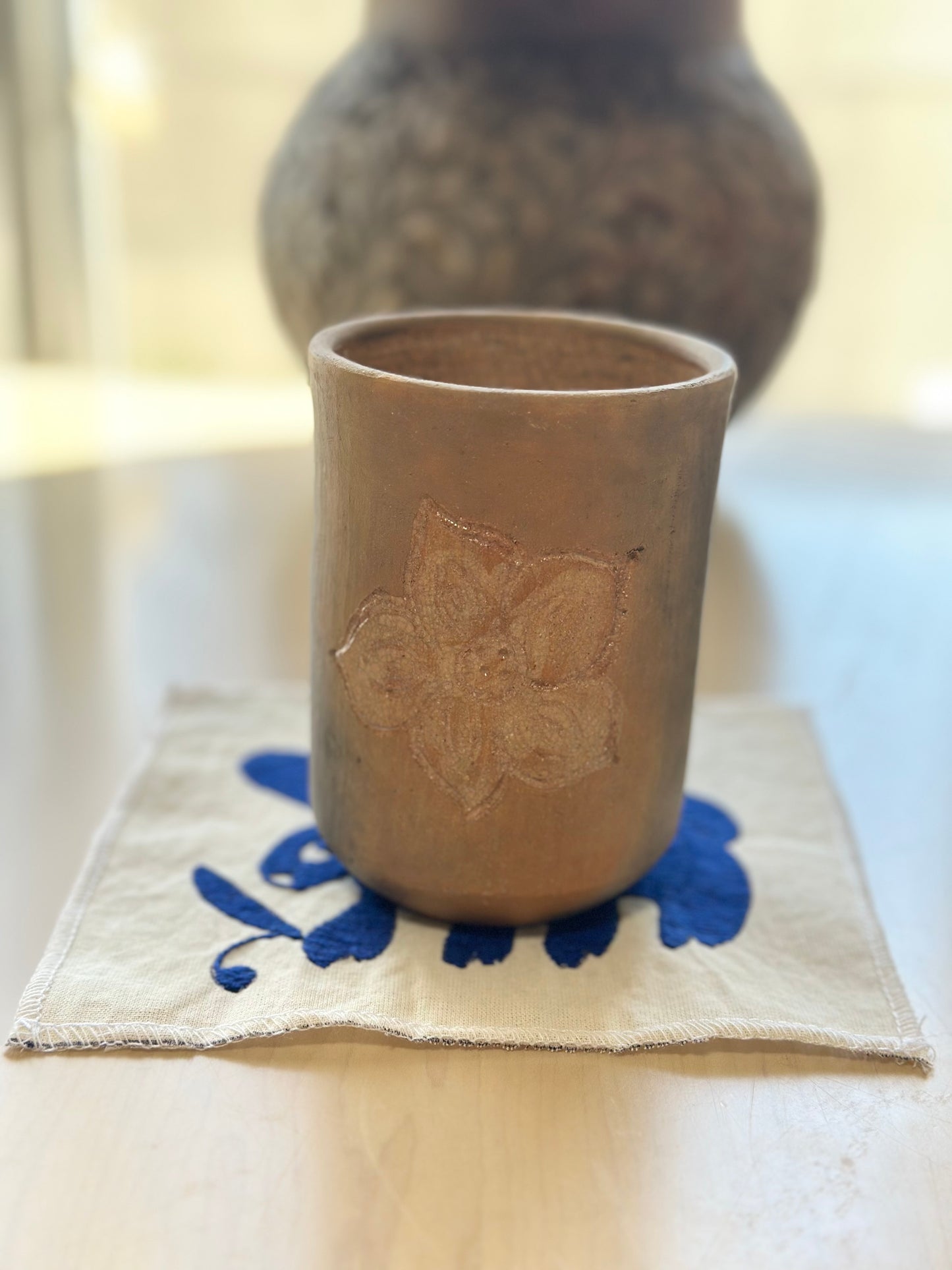 Flower glazed ahumado cup