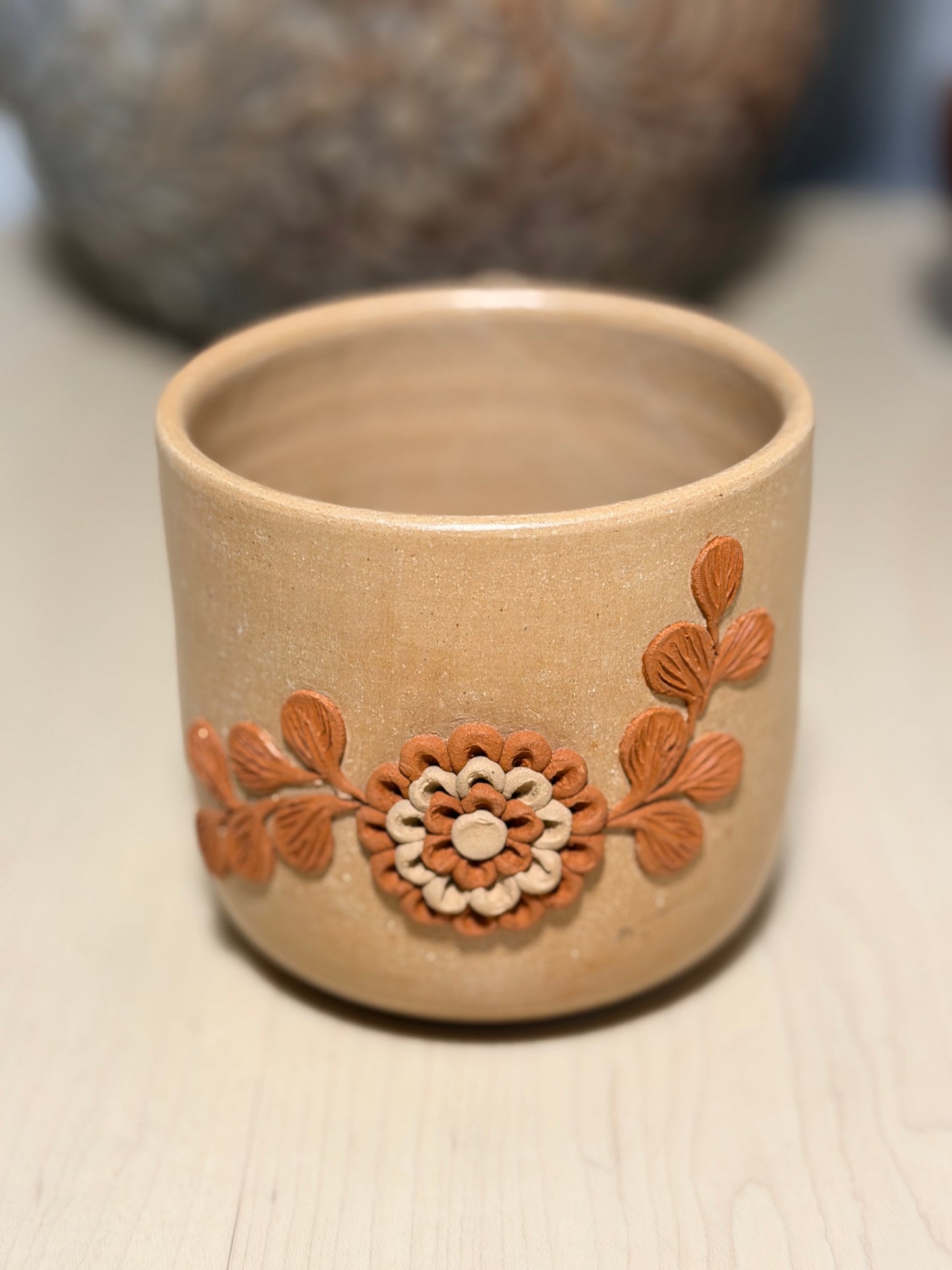 Vaso bordado filigrana