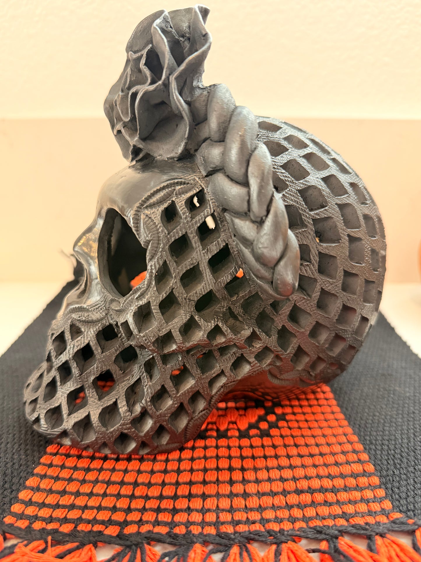 Barro negro Frida skull 5