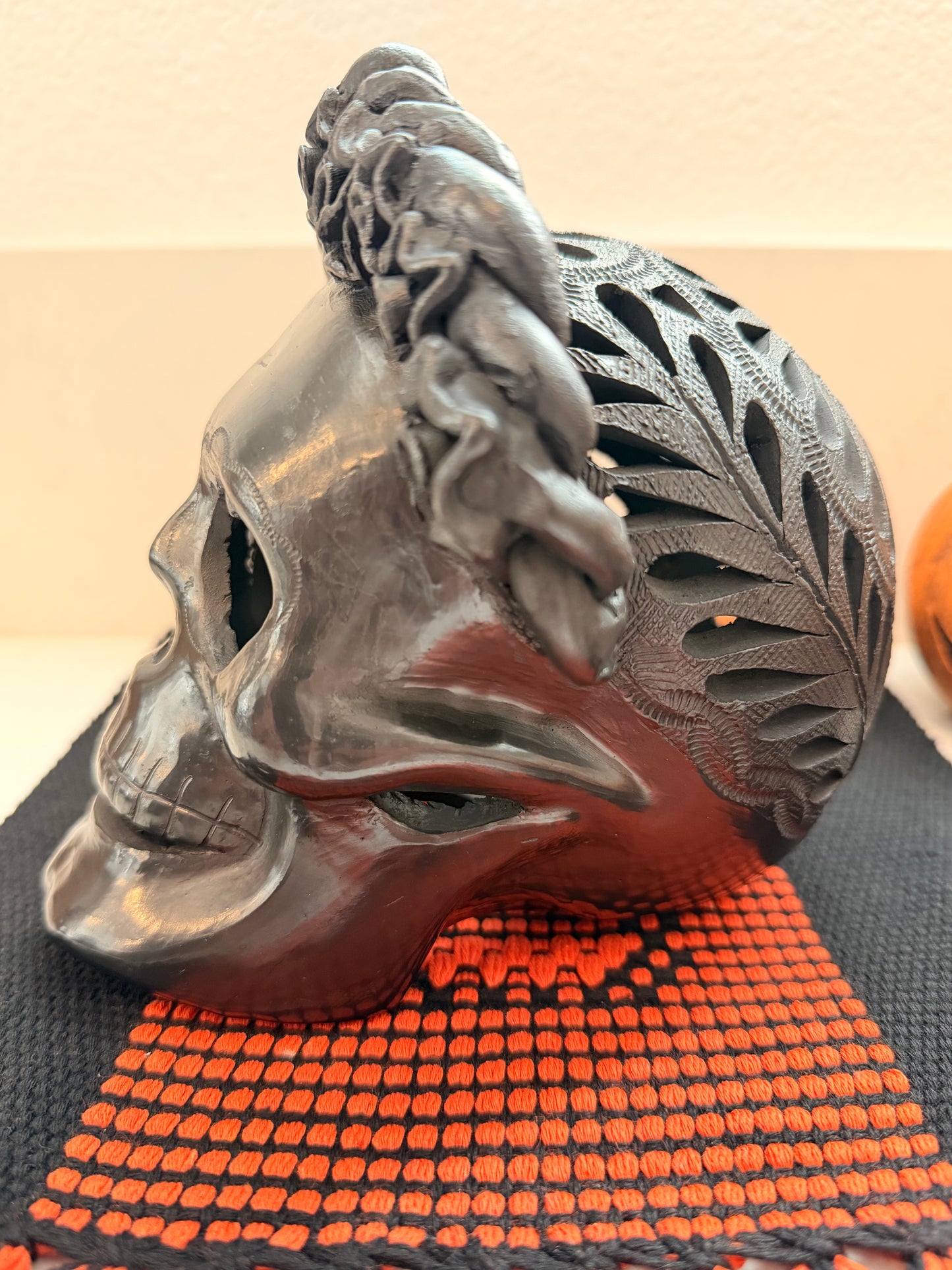 Barro negro Frida skull 10