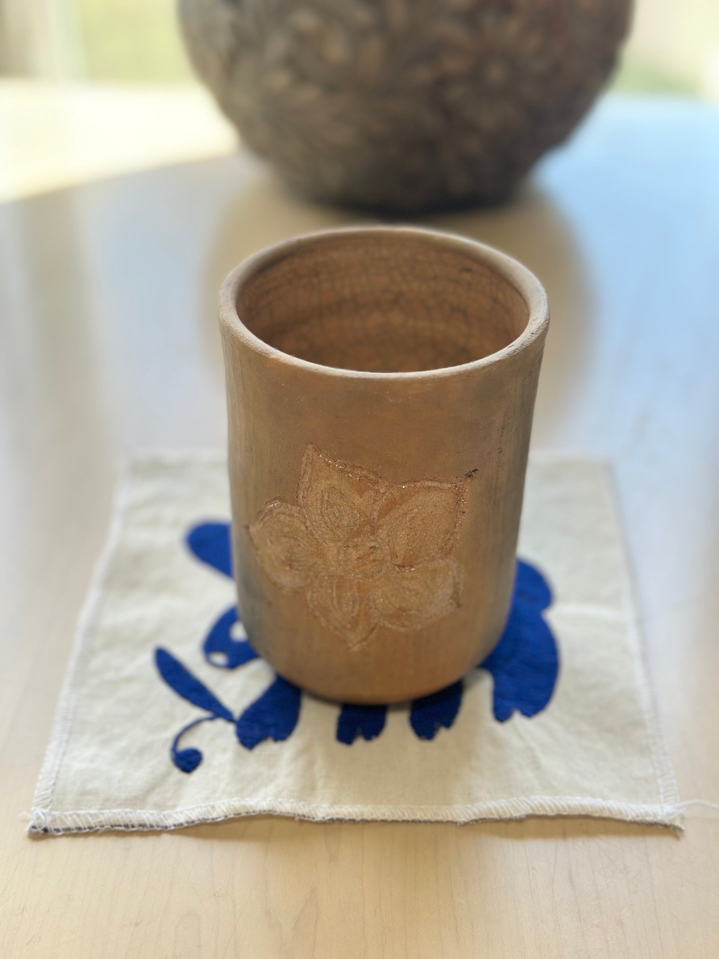 Flower glazed ahumado cup