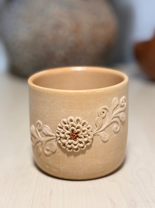 Vaso bordado filigrana