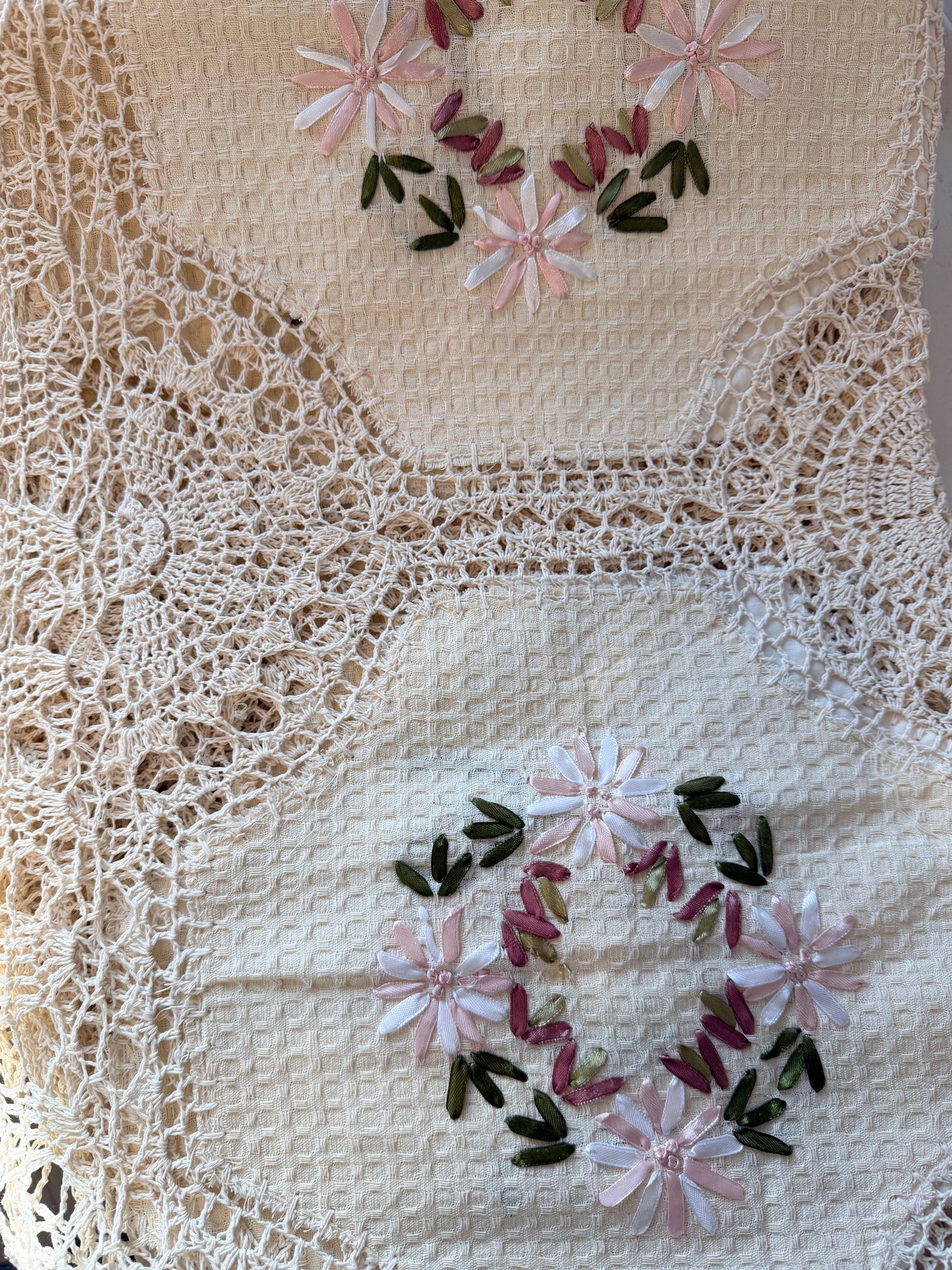 Crochet Tablecloth 2 (mi abuelita collection)