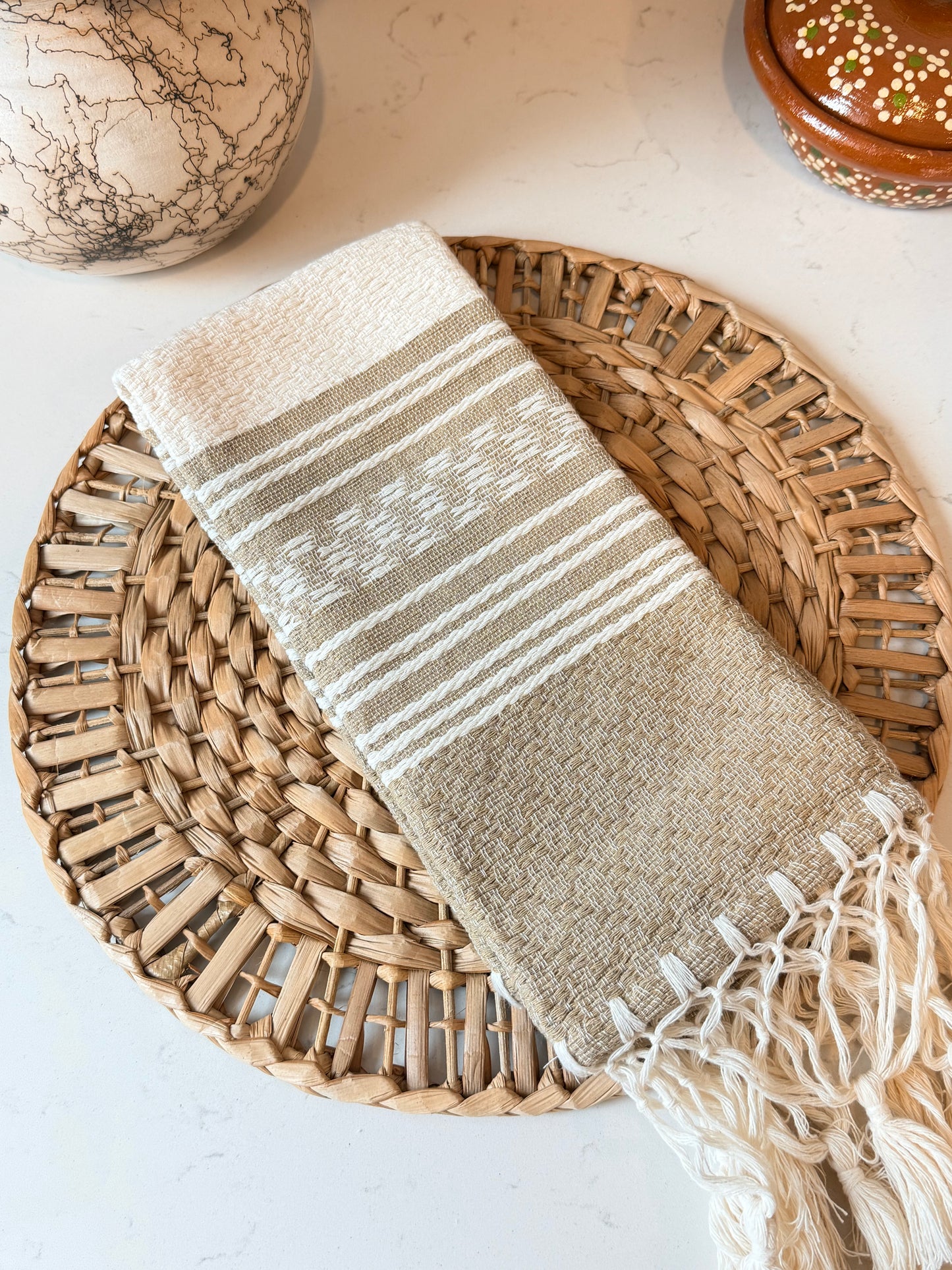 Sara golden/beige napkin