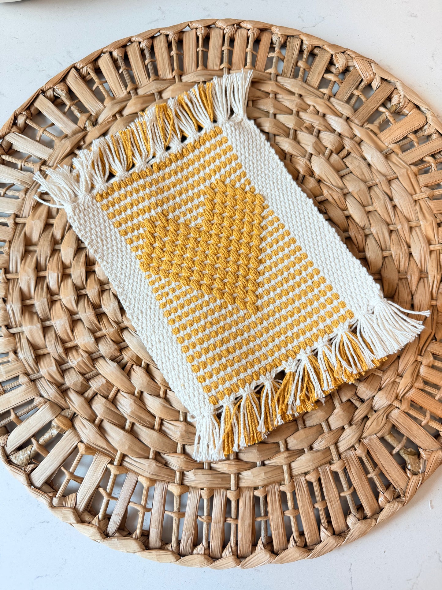 Mustard waist loom coaster