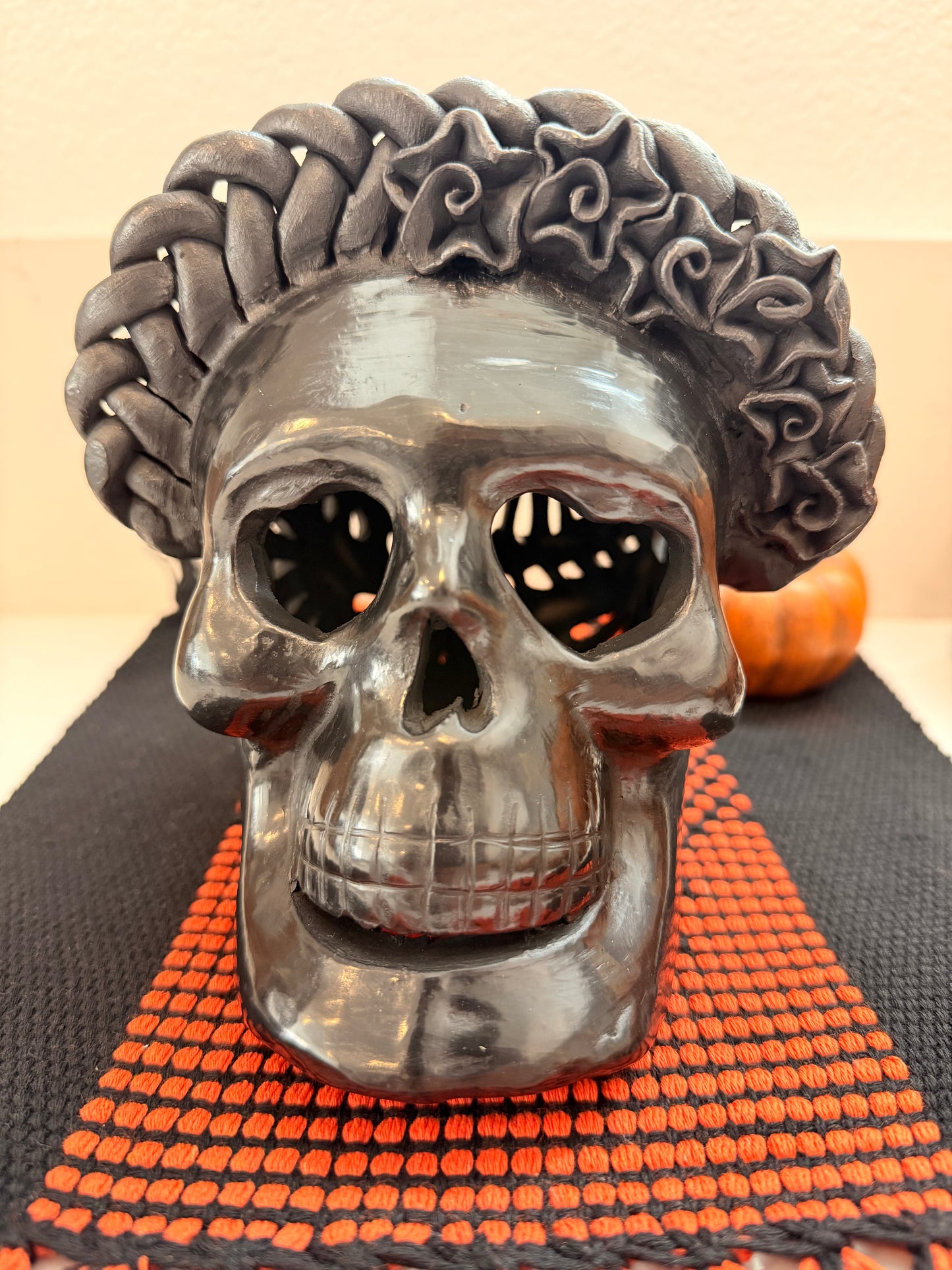 Barro negro Frida skull 4