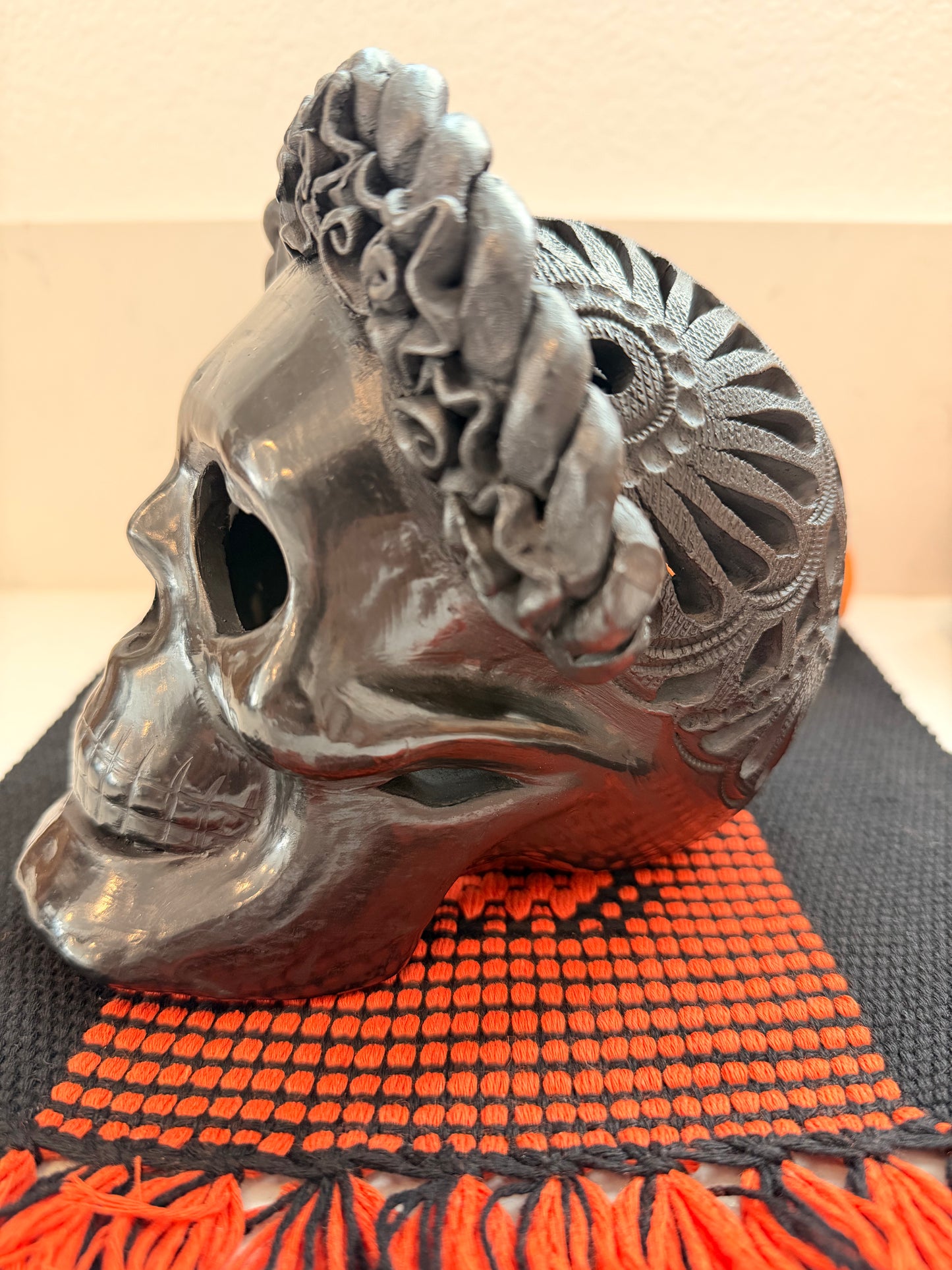 Barro negro Frida skull 4
