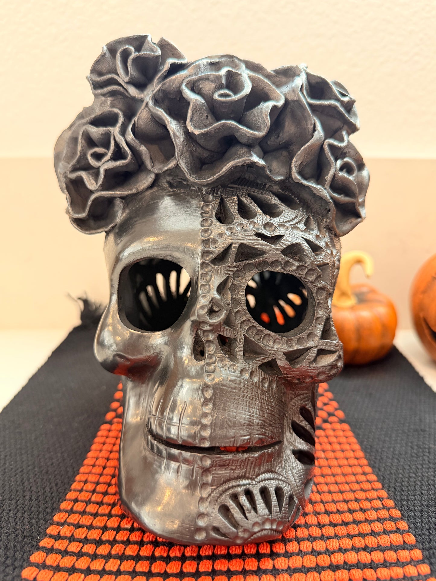 Barro negro Frida skull 7