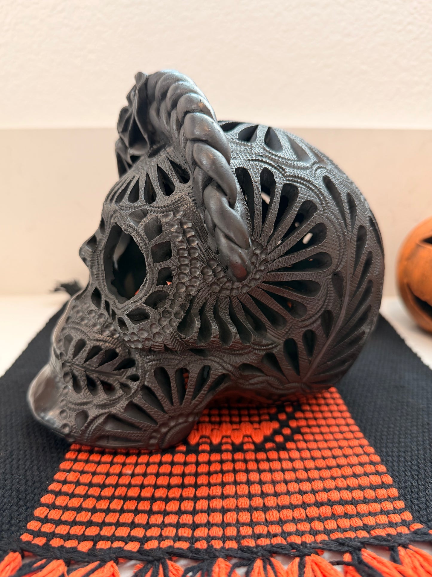 Barro negro Frida skull 12