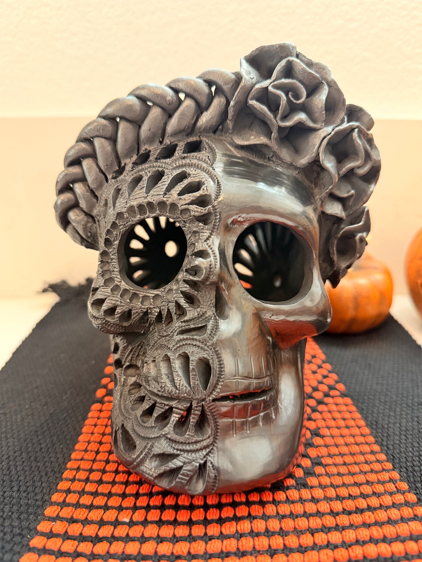 Barro negro Frida skull 13