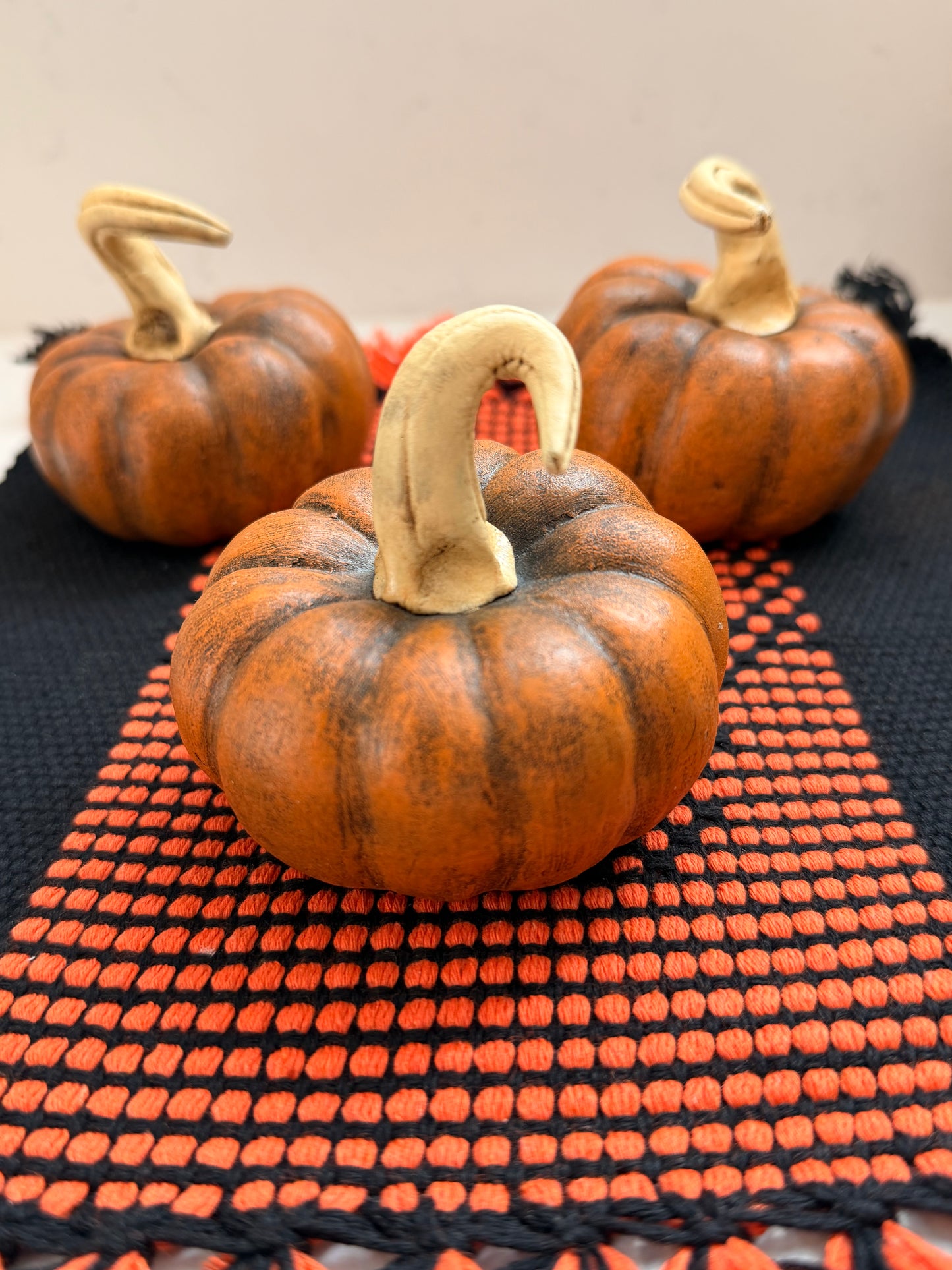Mini barro pumpkins